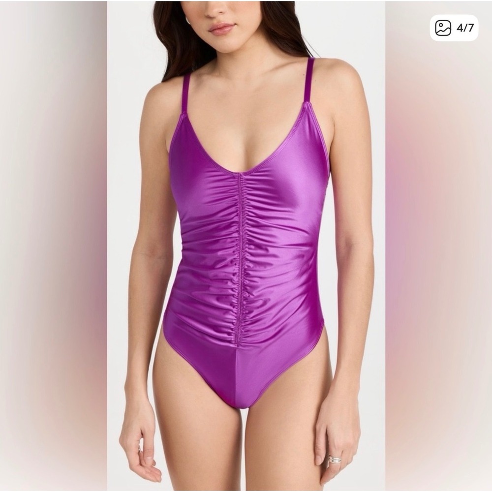 Good American Purple Ruched One Piece Swimsuit Size‎ M